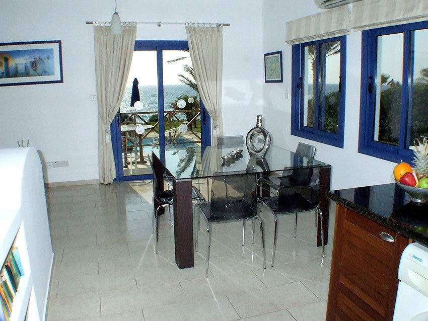 Kymmates Beach Front Villas Paphos Exterior photo